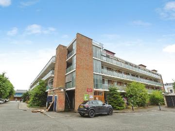 1 bedroom flat for sale