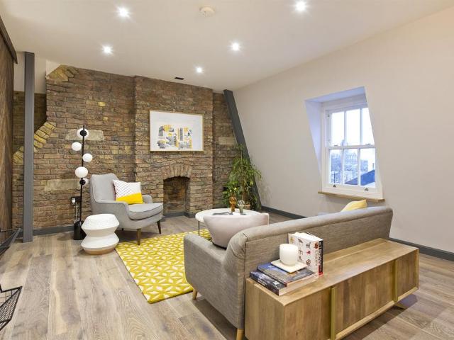 1 bedroom flat for sale