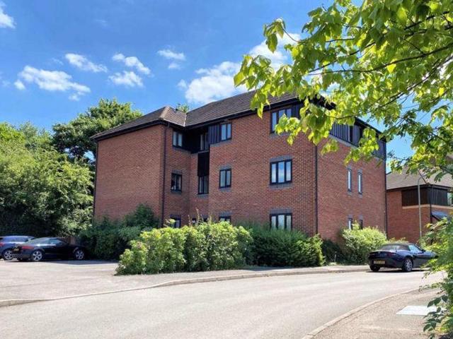 1 bedroom flat for sale