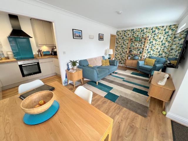 1 bedroom flat for sale