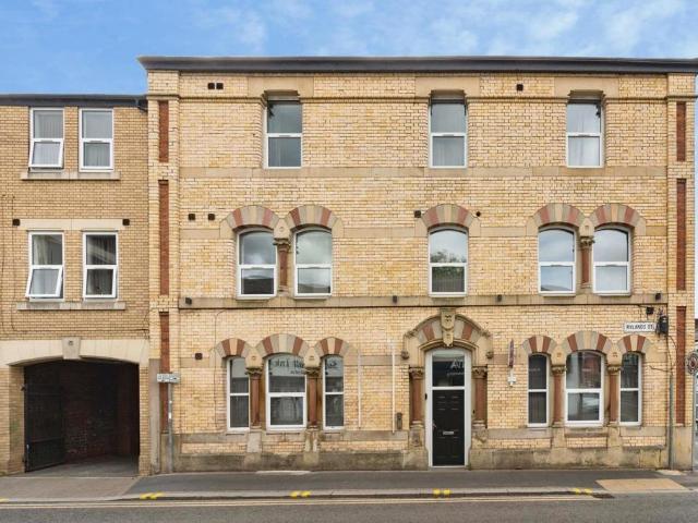 1 bedroom flat for sale