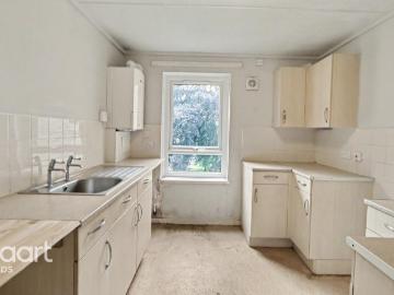 1 bedroom flat for sale