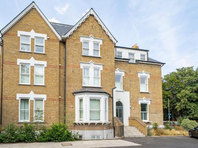 1 bedroom flat for sale