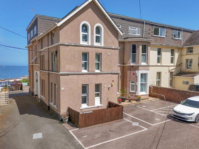 1 bedroom flat for sale