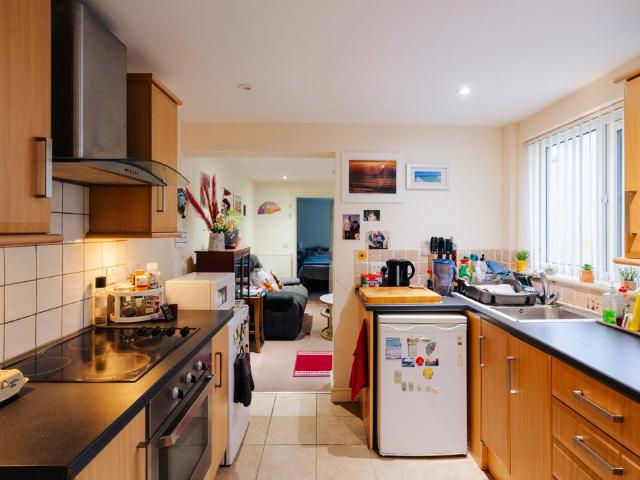1 bedroom flat for sale