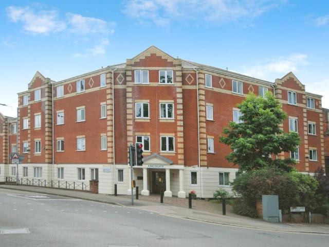 1 bedroom flat for sale
