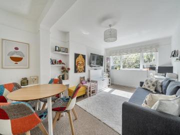 1 bedroom flat for sale