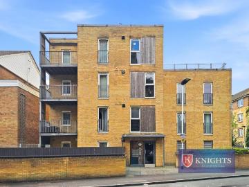 1 bedroom flat for sale
