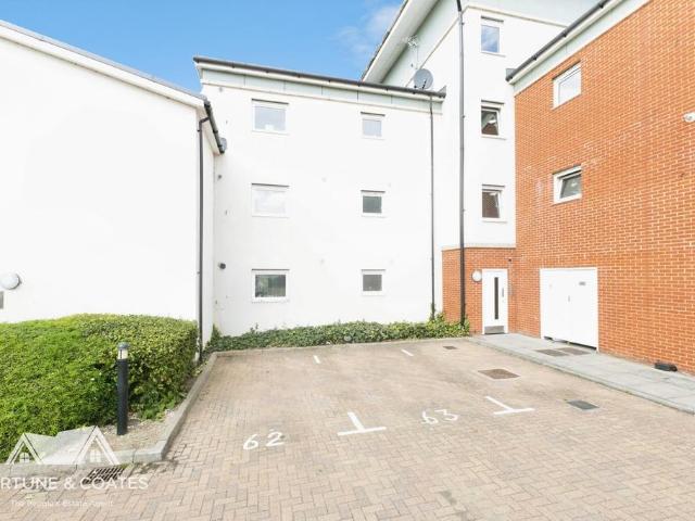 1 bedroom flat for sale