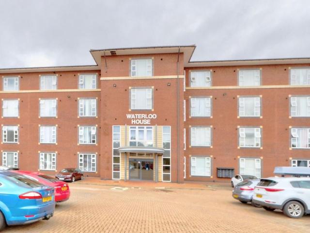 1 bedroom flat for sale
