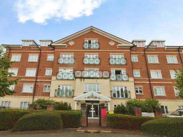 1 bedroom flat for sale