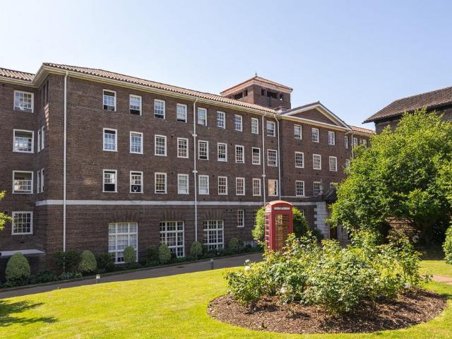1 bedroom flat for sale