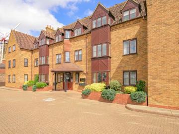 1 bedroom flat for sale