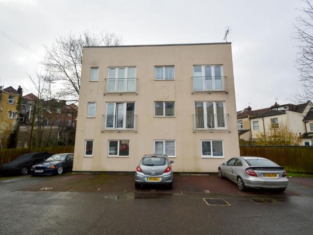 1 bedroom flat for sale