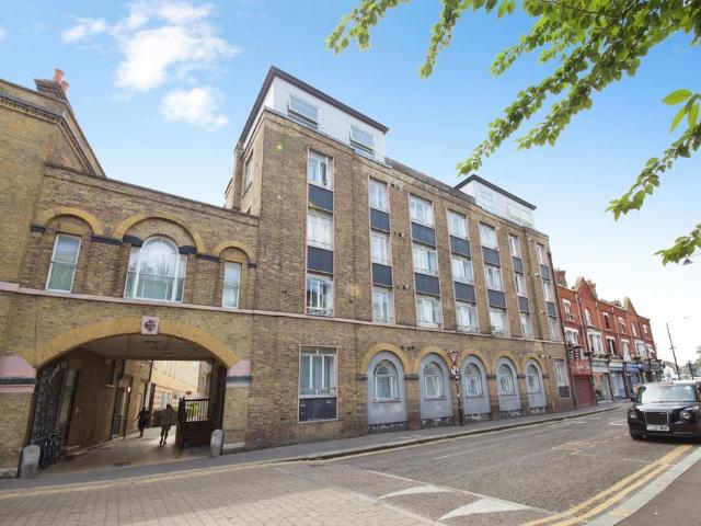 1 bedroom flat for sale