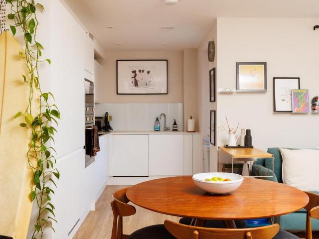 1 bedroom flat for sale