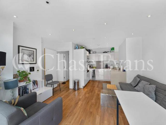 1 bedroom flat for sale