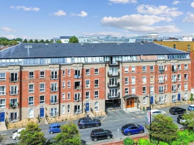1 bedroom flat for sale