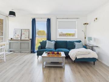 1 bedroom flat for sale