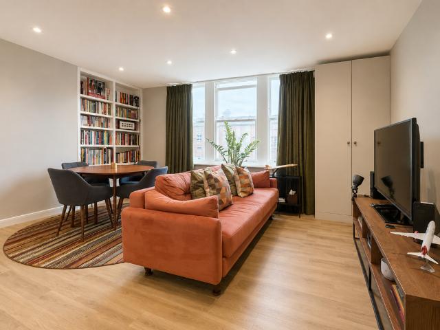 1 bedroom flat for sale