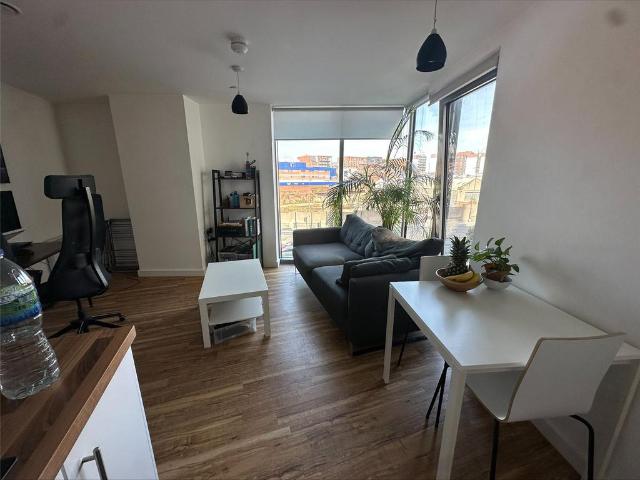 1 bedroom flat for sale