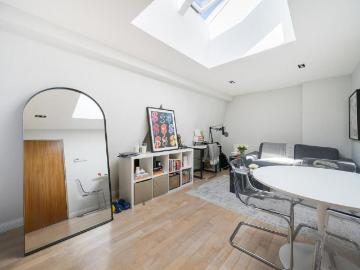 1 bedroom terraced house for sale