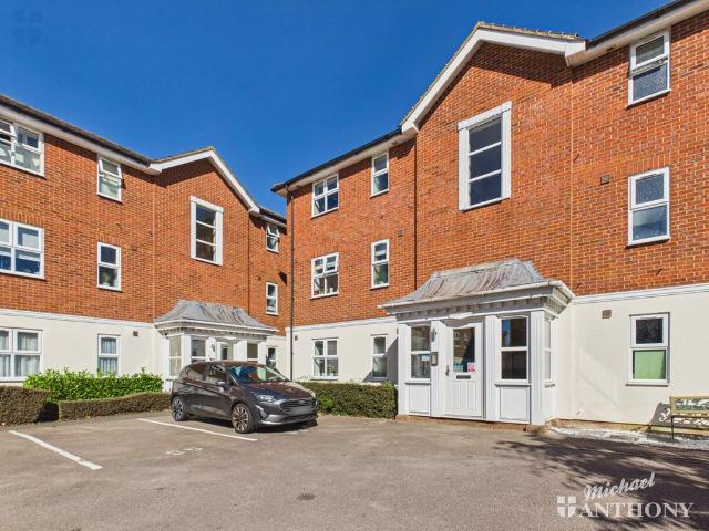 1 bedroom flat for sale
