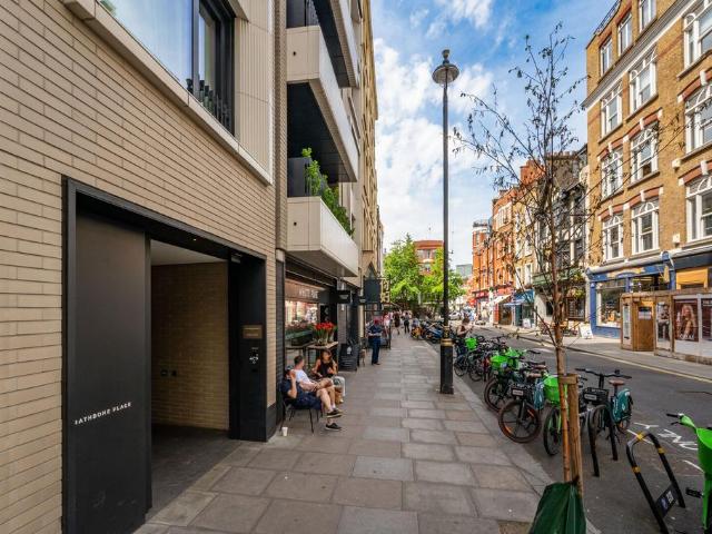 1 bedroom flat for sale