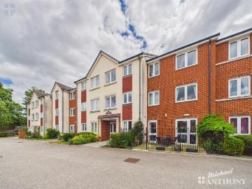1 bedroom flat for sale