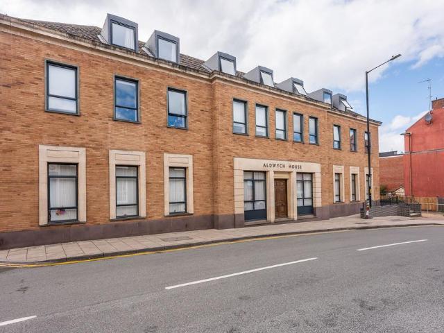 1 bedroom flat for sale