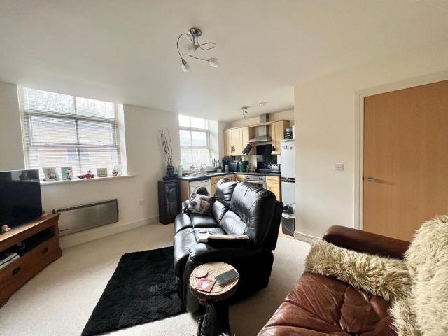 1 bedroom flat for sale