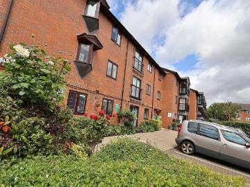 1 bedroom flat for sale