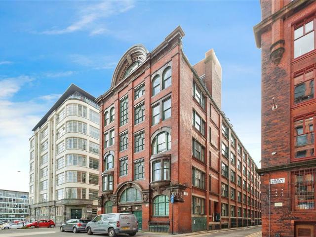 1 bedroom flat for sale
