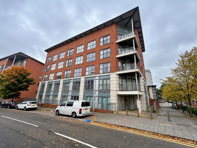 1 bedroom flat for sale