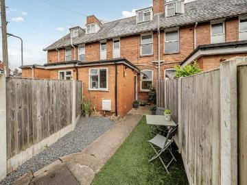1 bedroom flat for sale