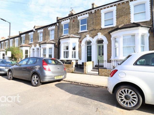 1 bedroom flat for sale
