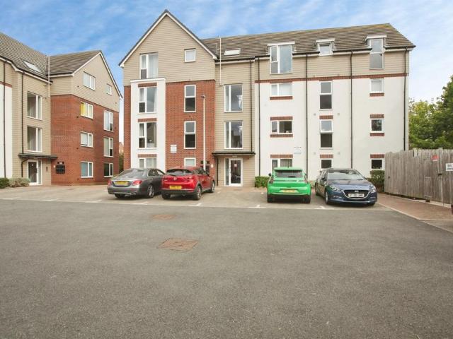 1 bedroom flat for sale