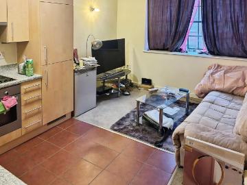 1 bedroom flat for sale