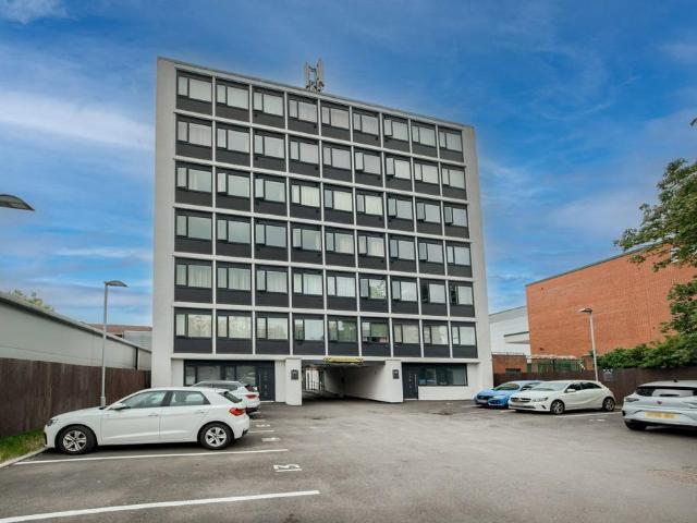 1 bedroom flat for sale