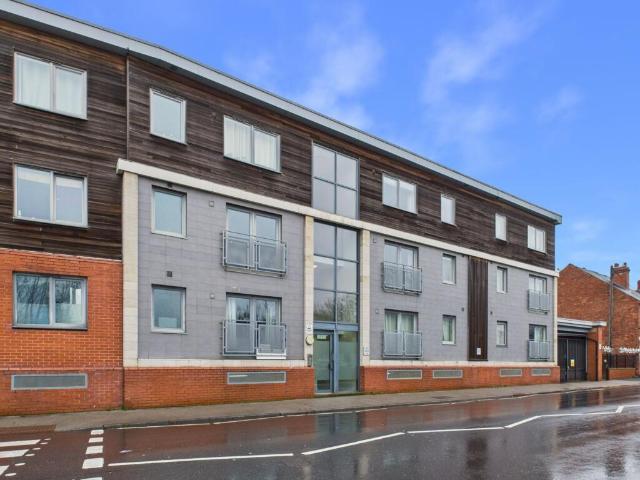 1 bedroom flat for sale