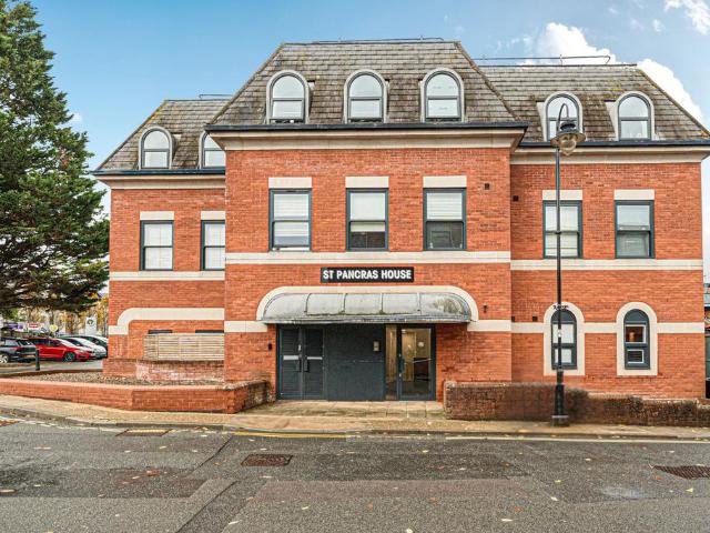1 bedroom flat for sale