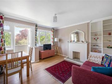 1 bedroom flat for sale
