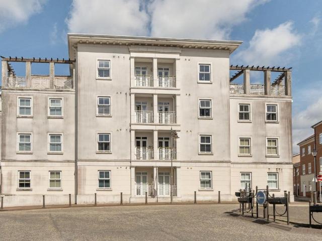 1 bedroom flat for sale