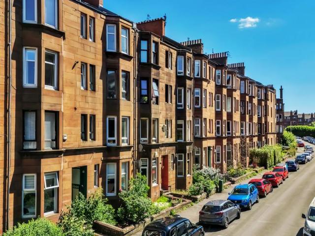 1 bedroom flat for sale