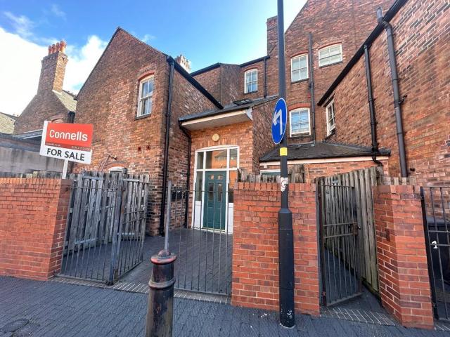 1 bedroom flat for sale