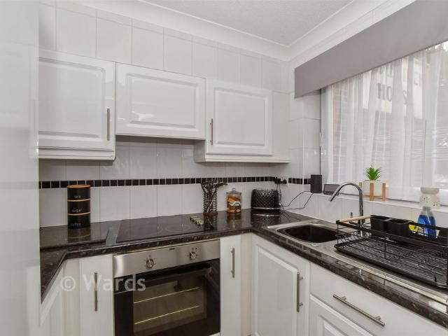 1 bedroom flat for sale