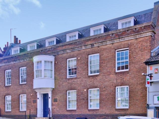 1 bedroom flat for sale