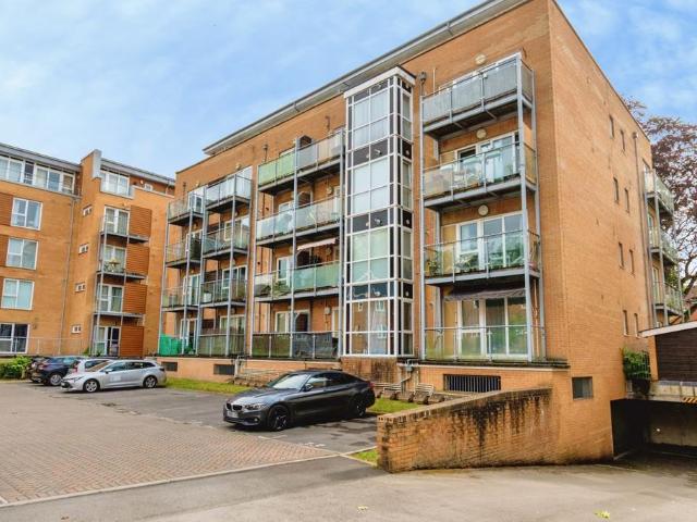 1 bedroom flat for sale