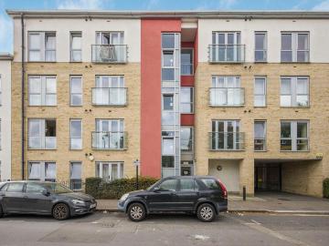 1 bedroom flat for sale