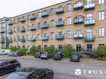 1 bedroom flat for sale
